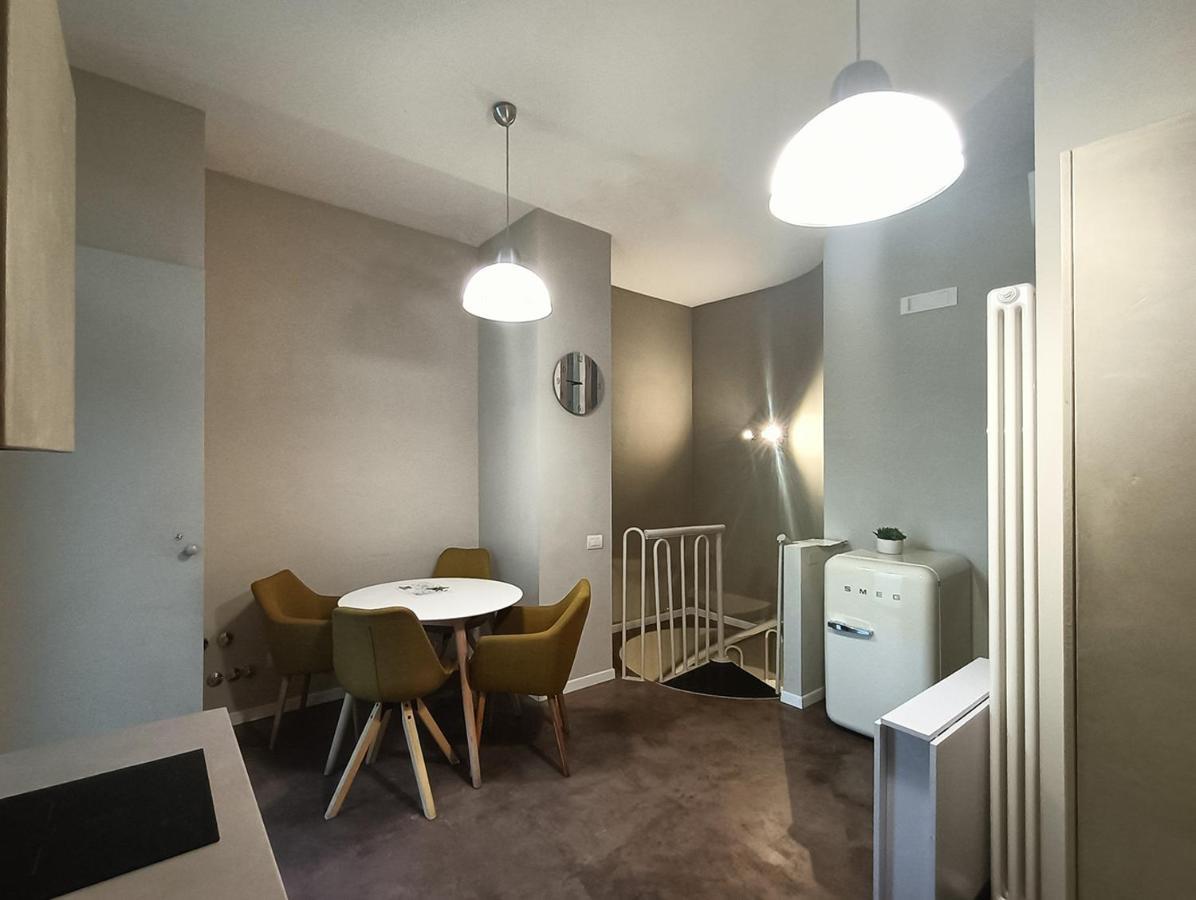 Game House In The Center Apartman Milánó Kültér fotó